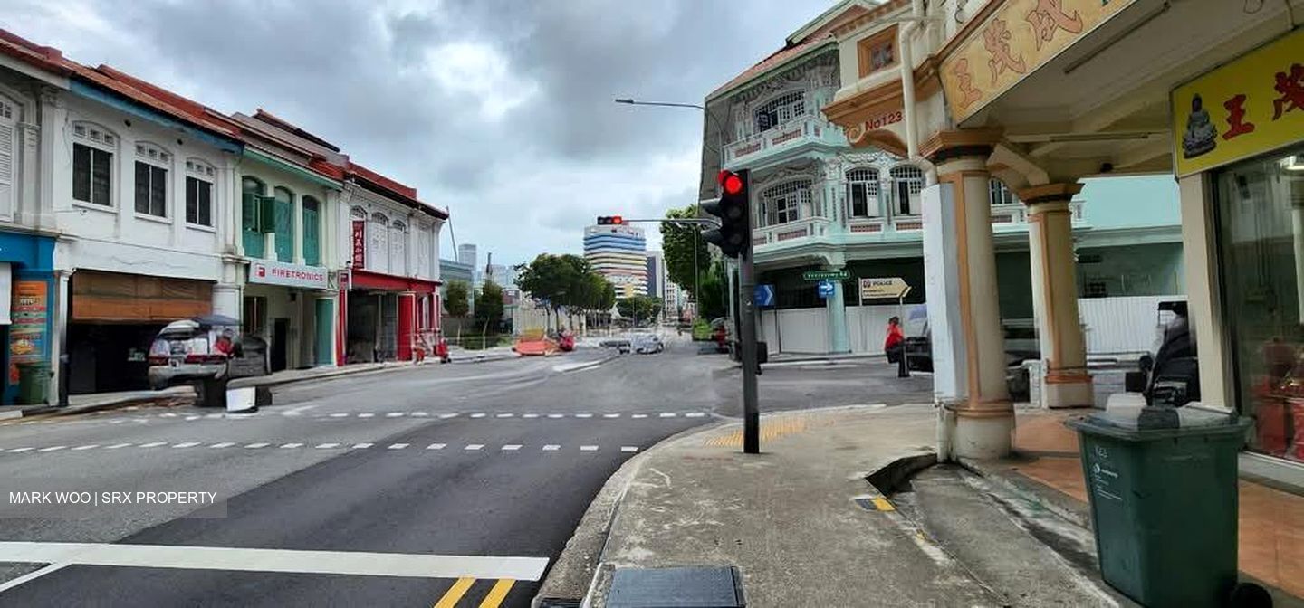 Jalan Besar (D8), Office #571672141